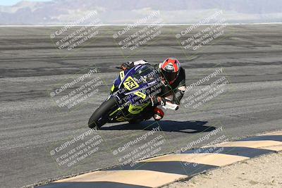 media/Jan-16-2026-CVMA Friday Practice (Fri) [[6f2bf47531]]/5-Racer 4-Trackday1/Session 2 (Bowl)/